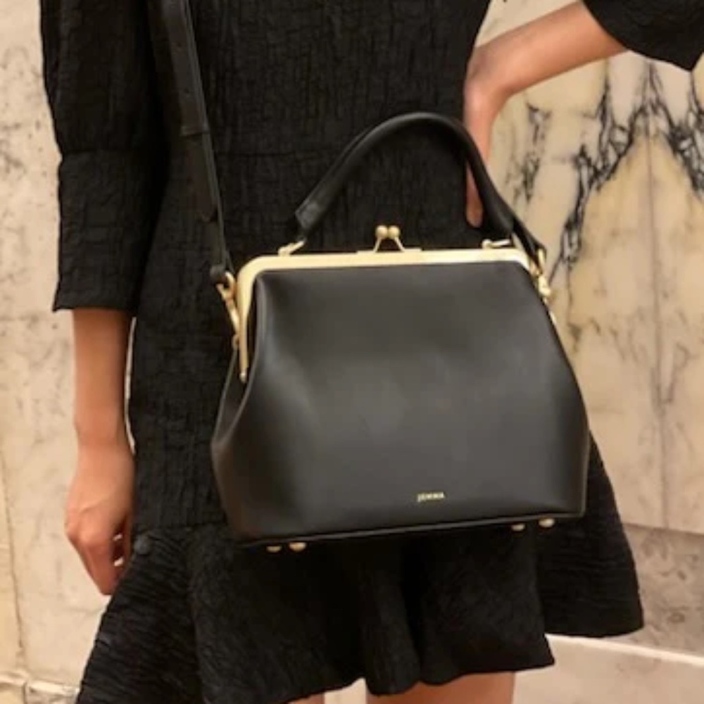 NEW! Jemma JoJo Modern Kiss Lock Purse